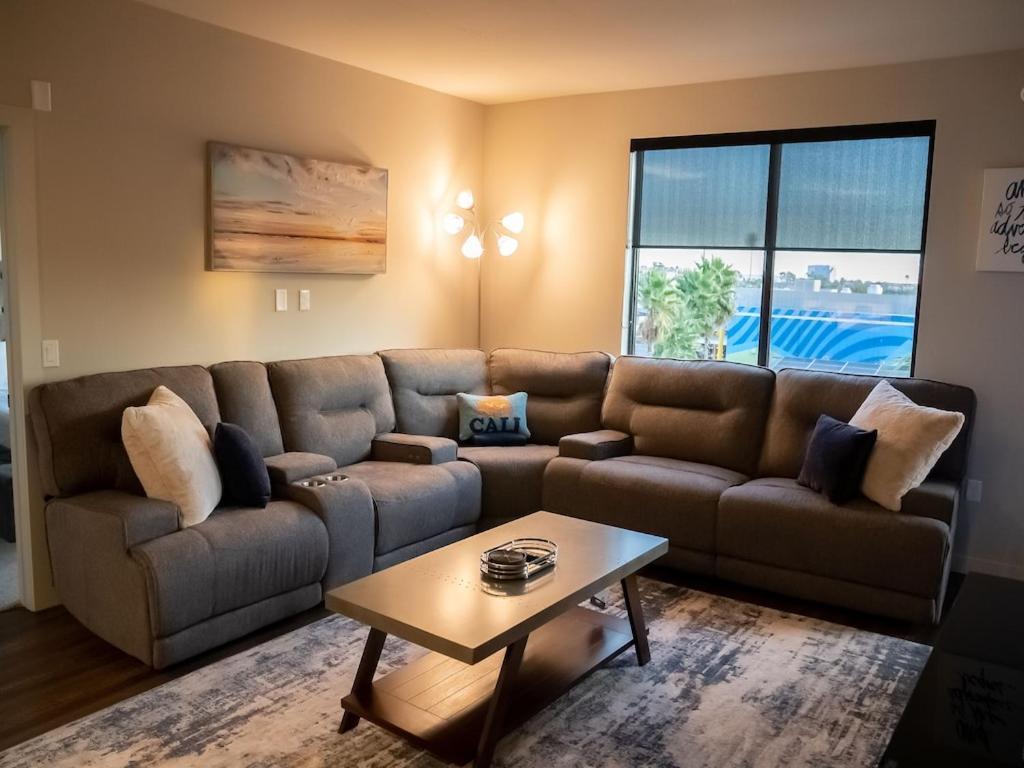 Smart & Luxurious ~ Mins To Disney ~ Queen Beds Anaheim Zewnętrze zdjęcie
